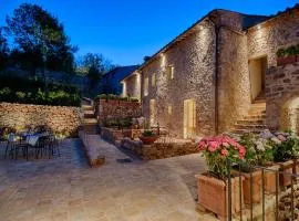 Relais La Costa Historical Residence