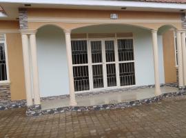 FREEDOM Guest House，位于Wakiso的酒店
