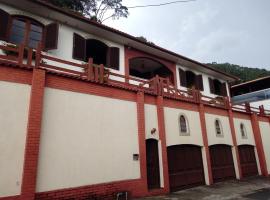 hostel MdeMarilia，位于新弗里堡的青旅