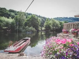 老渡轮旅馆