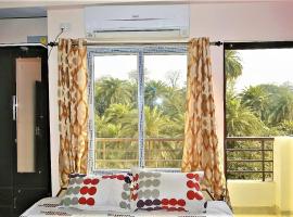 Pretty Garden View Apartment 3BHK Furnished Flat near Kashi Vishwanath Temple，位于瓦拉纳西的公寓