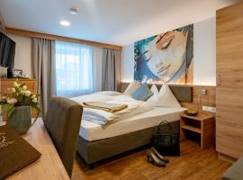 Hotel Stiegler Bed & Breakfast，位于Timelkam的酒店