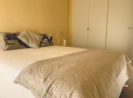 Apartamentos El Retiro de Avellaneda by RetiroRural，位于阿雷纳斯德圣佩德罗的带泳池的酒店