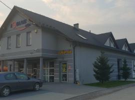 Aquapark Noclegi，位于耶维克的酒店