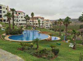 Bel appartement 3chambres Lilac's Garden Cabo Negro，位于卡博尼格洛的酒店