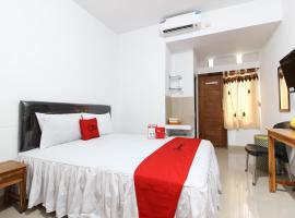 RedDoorz Syariah at Kebun Raya Yogyakarta，位于日惹的酒店