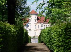 Marstall im Schlosspark Rheinsberg，位于赖因斯贝格的公寓