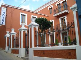 HOTEL CABO ORTEGAL，位于卡里尼奥的酒店