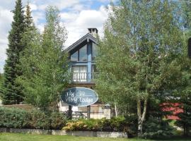 The Viking Lodge - Downtown Winter Park Colorado，位于冬季公园的酒店