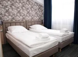 Hotel Duet