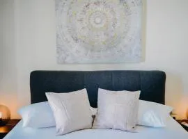 BEST HOUSE, KAPODISTRIOU, PSILA ALONIA