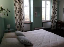 AMBIANCES chambres d 'hôtes，位于Baye的酒店