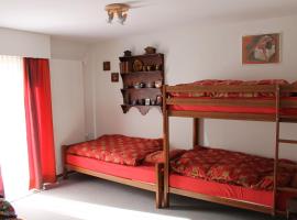 Big flat in the heart of Valais，位于Martigny-Combe的低价酒店