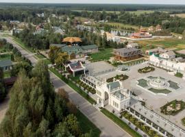 Brech Resort&Spa，位于Gurinovka Staraya的住宿加早餐旅馆