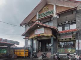 RedDoorz Syariah @ Cipanas，位于Sindanglaya的酒店