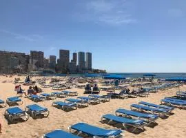 Apartamento Torre Yago primera linea playa Benidorm con Wi-Fi & AC