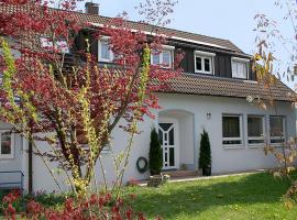 Hotel zur Schwaben-Schänke，位于雷宁根的酒店