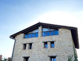 Masia de la Serra de la Cogulla，位于Peñarroya de Tastavins的酒店