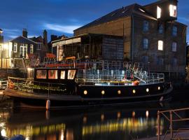 Dutch Barge, Fisherman's Wharf, Sandwich，位于桑德维奇的船屋