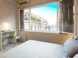 Treat yourself w. this central City-break studio!