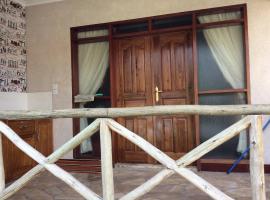 Weruweru Royal Resort，位于Lemira的酒店