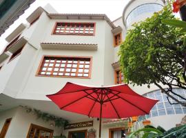 Hostal Macaw，位于瓜亚基尔San Gabriel de la Dolorosa Church附近的酒店