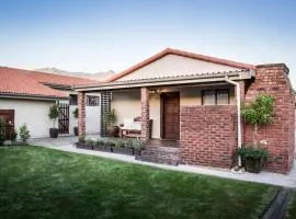 Out of Bounds Self-Catering Lodge