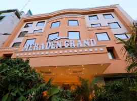 梅雷德大酒店，位于瓦拉纳西瓦拉纳西机场 - VNS附近的酒店