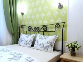 Hostel by Guest House Izola，位于伊佐拉的酒店