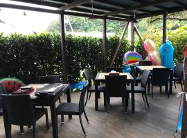 Yenn's Marina Inn Zamami Condominium，位于座间味村的酒店