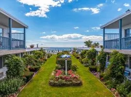 Blue Water Resort