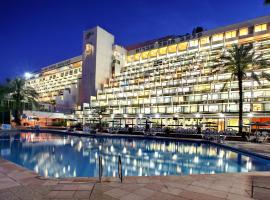 Club Hotel Tiberias - Suites Hotel，位于提比里亚的酒店