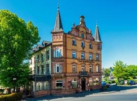 EIFELkrimihotel，位于希莱斯海姆的酒店