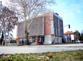 Hotel Lukavac，位于Lukavac的酒店