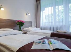 Hotel***NAT Piwniczna Zdrój，位于皮夫尼奇纳的酒店