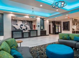 Best Western Plus Waller Hotel，位于Waller的酒店