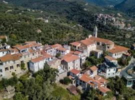 Lovely renovated apartment near Dolcedo