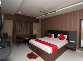 OYO 36189 Dawat Hotel，位于Kunihar的酒店