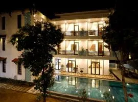 Tropical Garden & Pool Villa