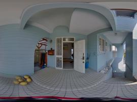 Guest House Marine Blue / Vacation STAY 3655，位于Kanayama的海滩短租房