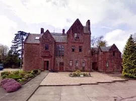 Butler's Apartment. Flat 5, Dalmore House, Helensburgh, Scotland G84 8JP