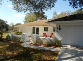 Foxrun Retreat - 3BR Inverness Poolhome