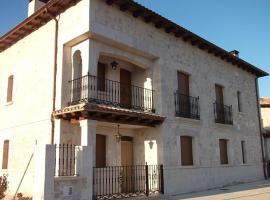 Casa Rural El Torreón II，位于Caleruega的乡间豪华旅馆