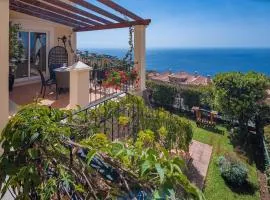 Designed Villa Palheiro Village by Holiday Rental Madeira