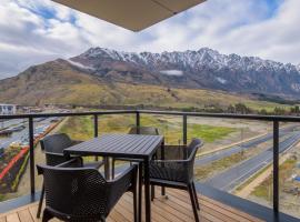 Remarkables Garden Apartment 305