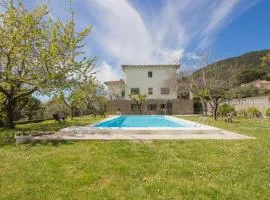 Villa-Piedralaves-aMatalasviñas-piscina-4 viviendas