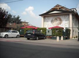 Hotel Arpini，位于Casale Cremasco-Vidolasco的酒店