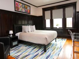 A Stylish Stay with a King Bed and Heated Floors #27，位于布鲁克林的公寓式酒店