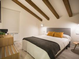 Villa Lucerna Sports & Hotel Resort，位于Vigo de Sanabria的酒店