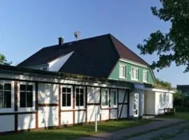 Gaestehaus _ Strandhalle